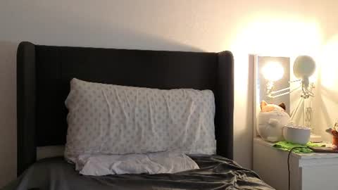 saturno_vibes online show from July 2026 02:41:01 PM