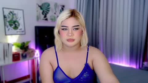 Snapshot of saucey_rhed chatting on November 2025 10:23:01 AM RHED online show from November 2025 10:23:01 AM