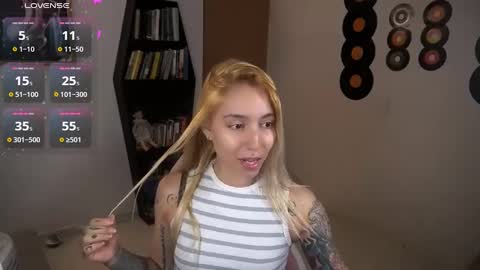 I AM JENN  online show from September 2025 04:46:02 AM