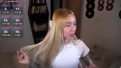 I AM JENN  online show from September 2025 01:17:01 AM