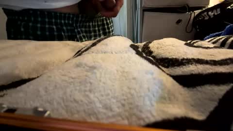 Snapshot of saucy_latino chatting on November 2025 04:45:02 PM ElVergone online show from November 2025 04:45:02 PM