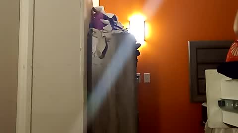 Snapshot of saucybear666 chatting on March 2025 06:13:02 AM SnowBunny online show from March 2025 06:13:02 AM