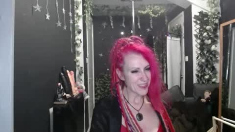 SaucySky online show from November 2025 09:54:02 AM