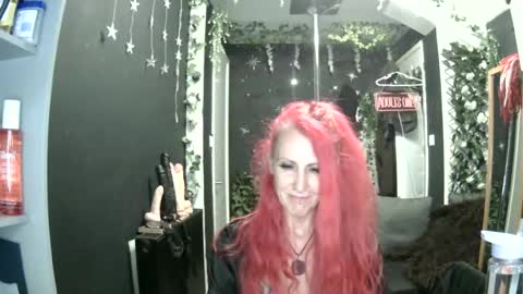 SaucySky online show from July 2026 08:38:01 PM