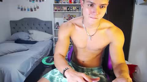 Snapshot of saulomiralles chatting on September 2025 09:51:01 PM Saulo online show from September 2025 09:51:01 PM