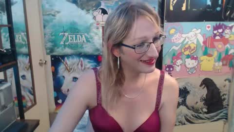 Savanah online show from November 2025 10:56:01 PM