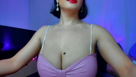 savanna13 online show from June 2026 07:12:01 AM