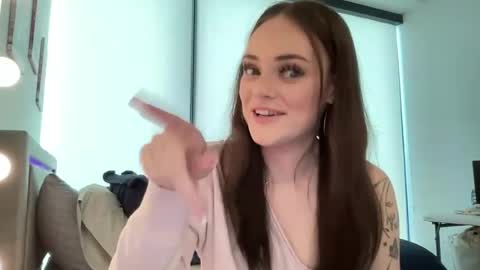 Savannah Waters online show from May 2026 11:34:01 PM