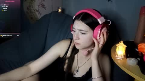 Sophie online show from November 2025 03:25:01 PM