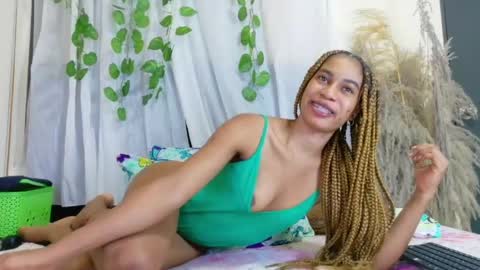 savory_pussy18 online show from May 2026 09:10:01 PM