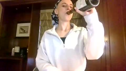 SavvySavage online show from January 2026 06:10:01 PM