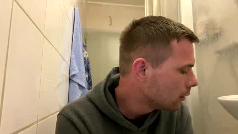 Snapshot of sawa08051989 chatting on December 2024 01:36:02 AM chamomile online show from December 2024 01:36:02 AM