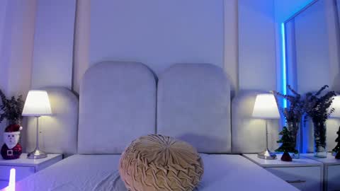 Say Lilith   Monday to Saturday 700am to 140pm Colombian time  online show from December 2024 12:27:01 PM