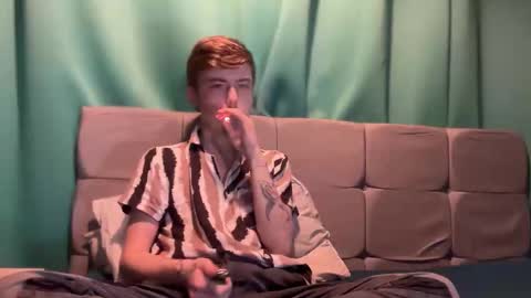 scallylad03 online show from October 2025 05:35:01 PM