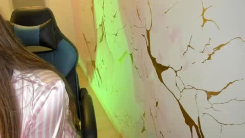 scarbadgirl_ online show from April 2026 04:04:01 AM