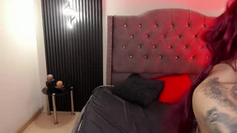scarbadgirl_ online show from May 2026 04:06:01 AM