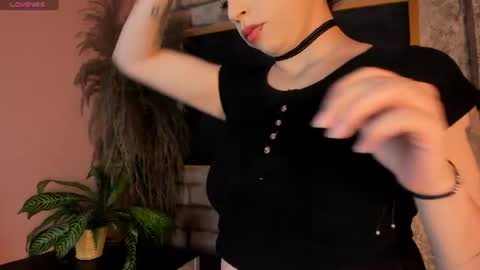 SCARLATTA DESIRE online show from June 2026 03:18:01 AM