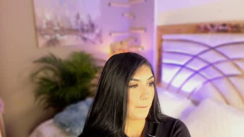 Snapshot of scarlet__hill chatting on January 2025 02:35:02 AM scarlet hill online show from January 2025 02:35:02 AM