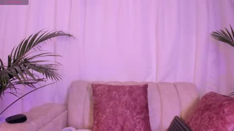 Scarlet online show from July 2026 03:21:02 PM
