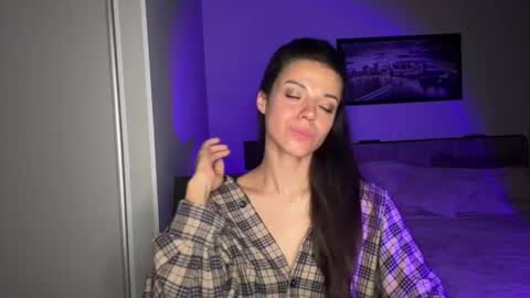 Sophie online show from July 2026 07:29:02 PM