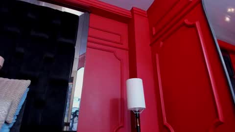 Scarlet Edwars online show from September 2025 06:32:02 PM