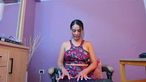 Scarlet Edwars online show from September 2025 06:00:01 PM