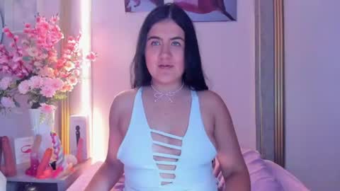 Andrea online show from July 2026 07:32:01 PM