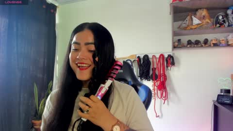 scarlet taylor kennedy online show from December 2024 08:21:02 PM