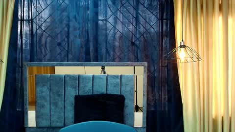 SCARLET MILF online show from November 2025 12:18:01 PM