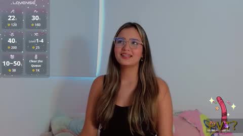 Scarlet  online show from October 2025 08:44:01 PM