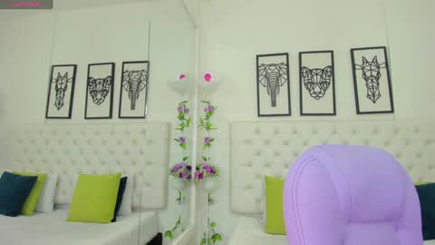 Snapshot of scarlet_stan22 chatting on December 2024 12:31:01 PM Isa online show from December 2024 12:31:01 PM