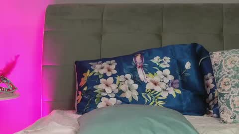 Scarlet online show from May 2026 01:56:01 AM
