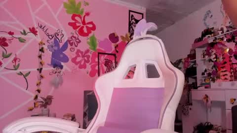 SCARLET online show from June 2026 05:12:01 AM