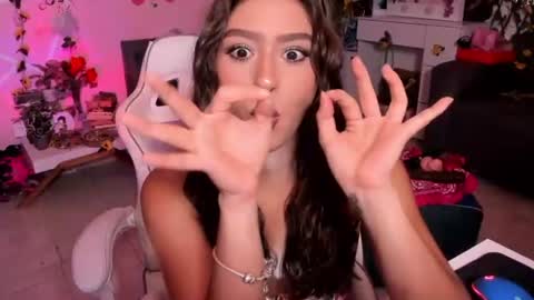 SCARLET online show from July 2026 04:15:02 AM
