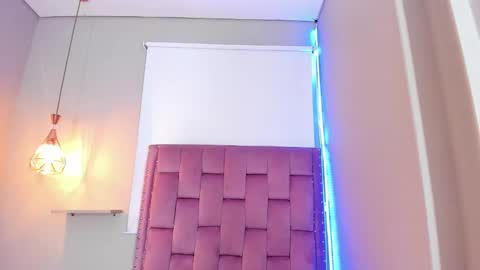 scarlet_vixen_ online show from March 2026 01:18:01 PM