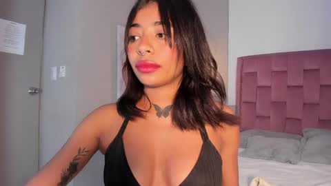 scarlet_vixen_ online show from May 2026 05:45:01 AM