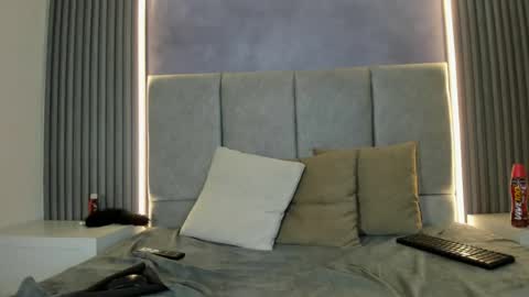 scarletaura26 online show from July 2026 08:52:02 PM