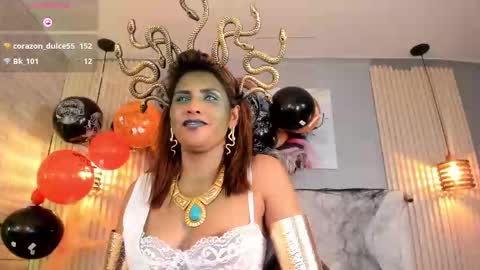 Snapshot of scarletbaker__ chatting on October 2025 11:06:02 PM Scarlet online show from October 2025 11:06:02 PM