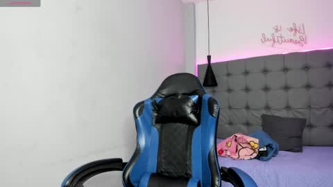 scarlet online show from May 2026 03:57:01 AM