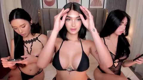 Snapshot of scarletfvckinggreyson chatting on September 2025 06:08:01 PM ur sweetest scarlet online show from September 2025 06:08:01 PM