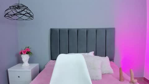 Scarlet  online show from March 2025 04:50:02 PM