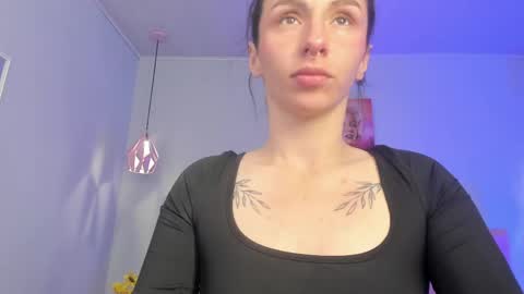 Scarlet  online show from May 2026 08:42:01 AM