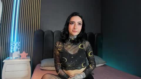 Scarleth online show from April 2026 11:17:02 PM