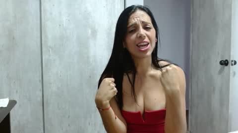 Snapshot of scarleth_xue chatting on January 2025 09:05:02 PM Scarleth online show from January 2025 09:05:02 PM