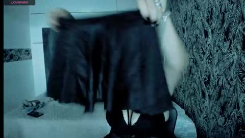 Snapshot of scarlethoot_ chatting on September 2025 11:58:01 AM S C A R L E T online show from September 2025 11:58:01 AM