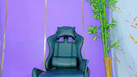 Snapshot of scarletjonesx chatting on October 2025 07:13:01 PM Denis online show from October 2025 07:13:01 PM