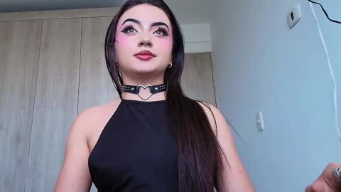 Scarlet online show from February 2026 06:19:01 PM