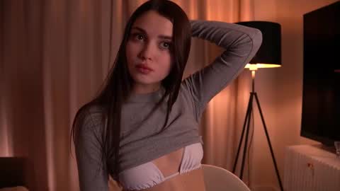 Snapshot of scarletmore chatting on December 2024 09:59:02 PM Scarlet online show from December 2024 09:59:02 PM