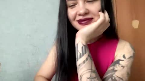 Snapshot of scarletpetal chatting on January 2025 06:57:01 AM scarletpetal online show from January 2025 06:57:01 AM