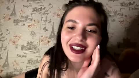 Snapshot of scarletpetal chatting on January 2025 03:26:02 PM scarletpetal online show from January 2025 03:26:02 PM